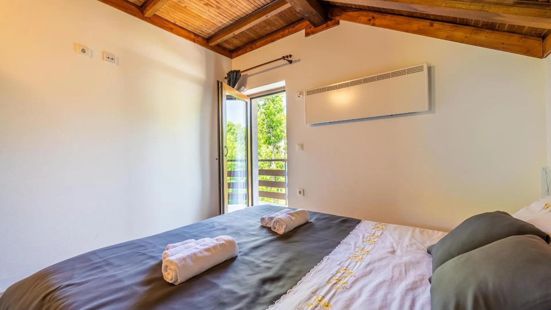 Mountain Escape House With Indoor Pool Villa Fužine
