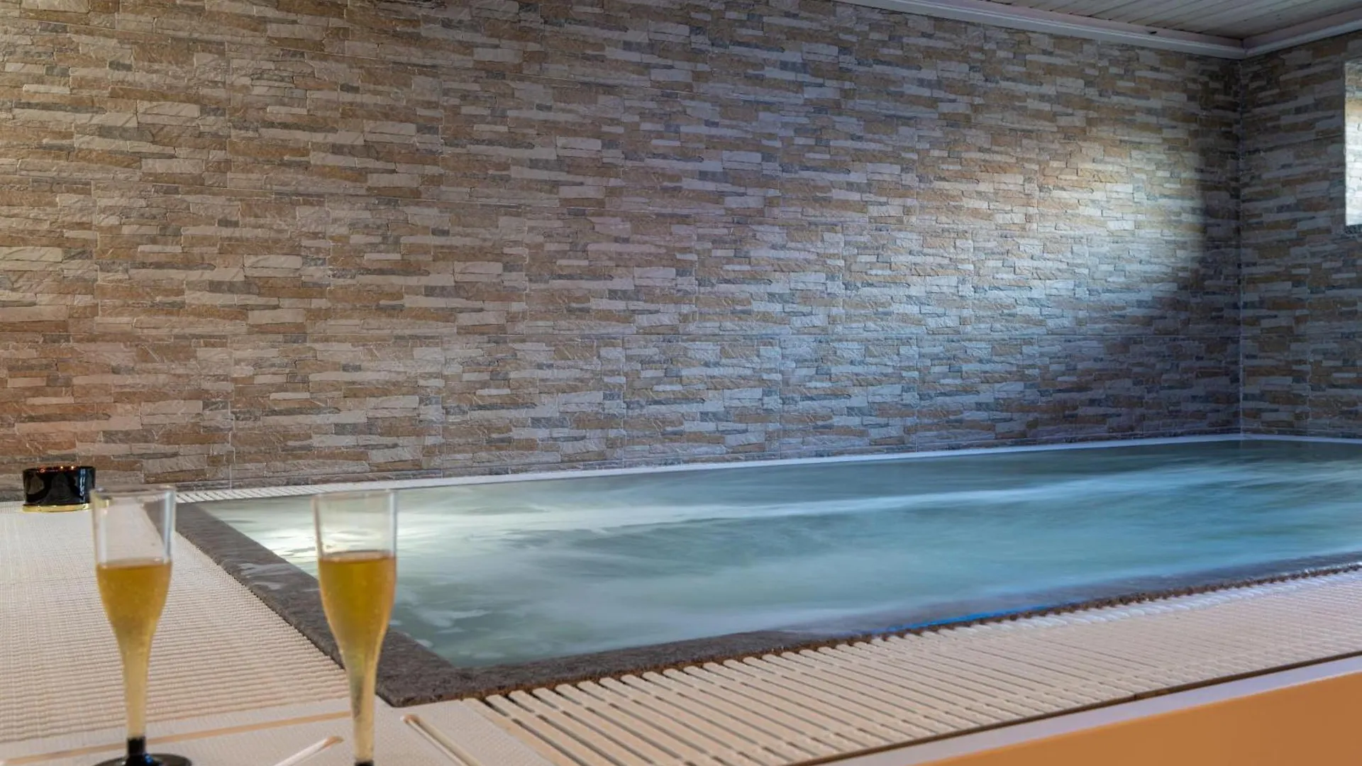 Mountain Escape House With Indoor Pool Villa Fužine