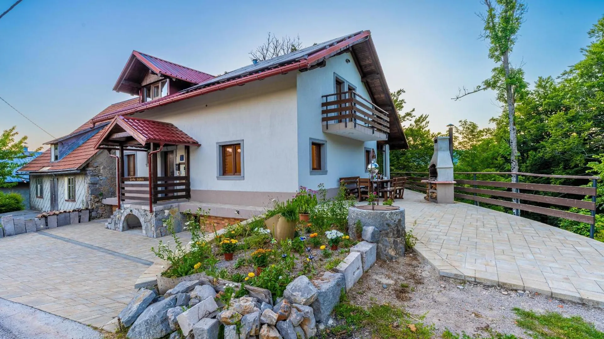 Mountain Escape House With Indoor Pool Villa Fuzine